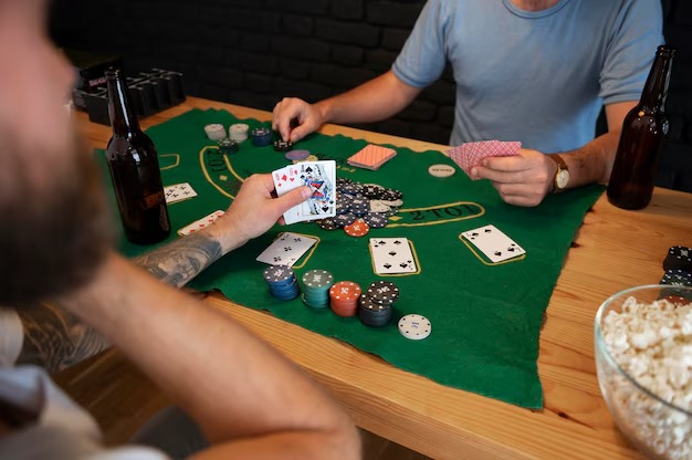 black4d Texas Hold'em Bonus card table with dealer and community cards layout